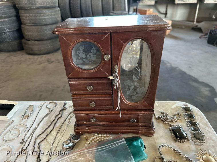 image for item KT9328 Jewelry