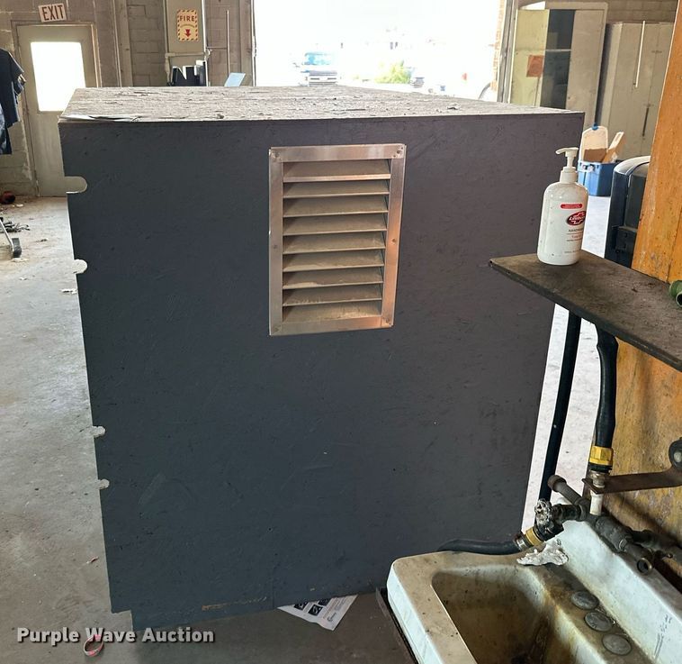 image for item KT9337 Insulated box