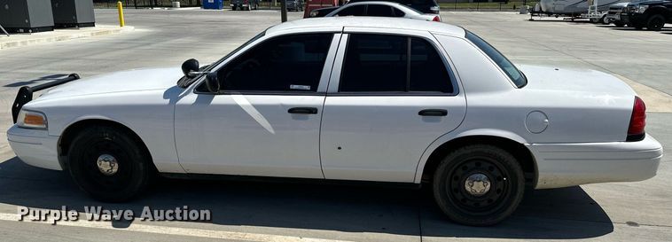 image for item KT9343 2010 Ford Crown Victoria Police Interceptor