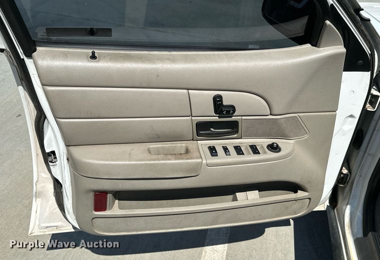 image for item KT9343 2010 Ford Crown Victoria Police Interceptor