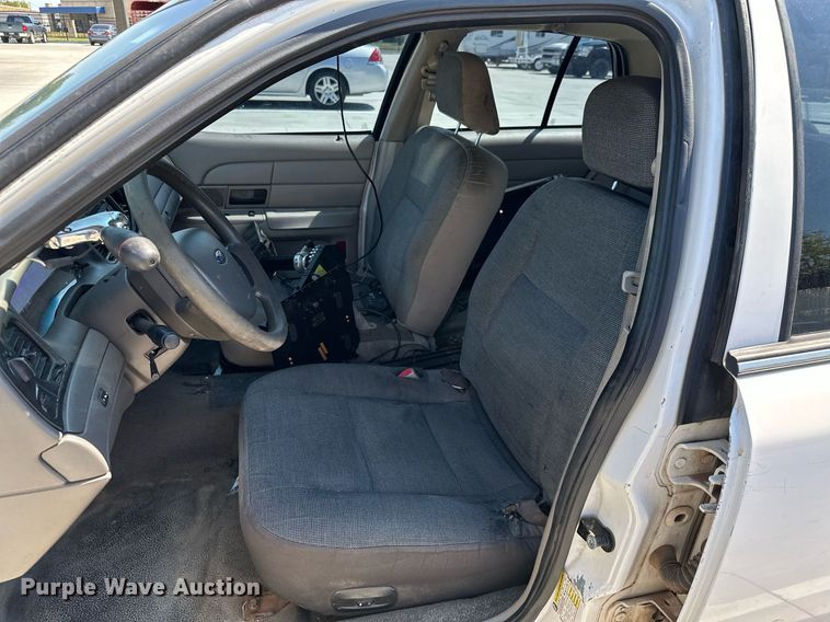 image for item KT9343 2010 Ford Crown Victoria Police Interceptor