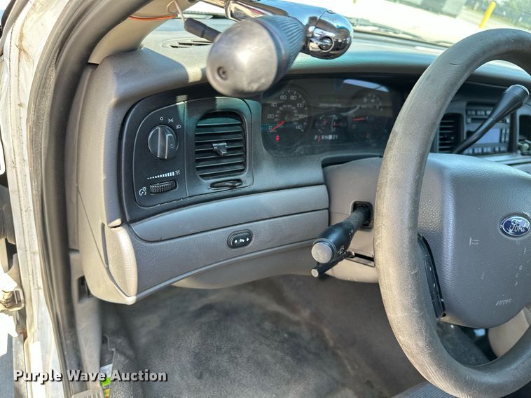 image for item KT9343 2010 Ford Crown Victoria Police Interceptor