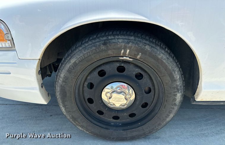 image for item KT9343 2010 Ford Crown Victoria Police Interceptor