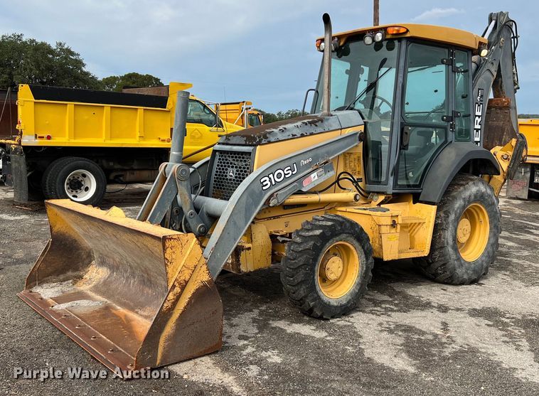 image for item LF9511 2008 John Deere 310SJ  backhoe