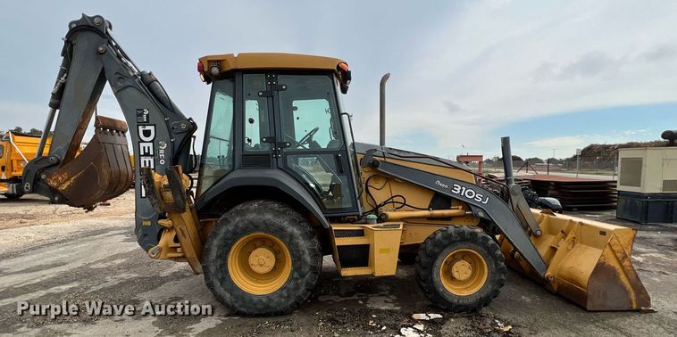 image for item LF9511 2008 John Deere 310SJ  backhoe