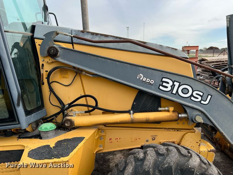 image for item LF9511 2008 John Deere 310SJ  backhoe