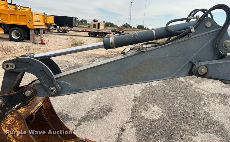 image for item LF9511 2008 John Deere 310SJ  backhoe