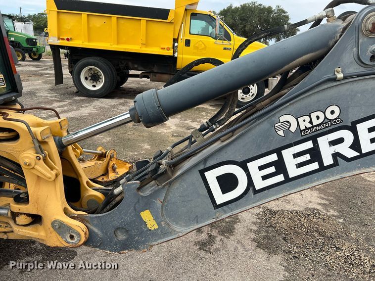 image for item LF9511 2008 John Deere 310SJ  backhoe