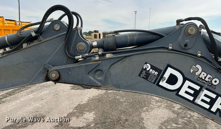 image for item LF9511 2008 John Deere 310SJ  backhoe