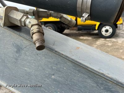 image for item LF9511 2008 John Deere 310SJ  backhoe