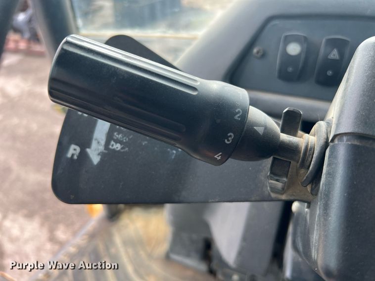 image for item LF9511 2008 John Deere 310SJ  backhoe