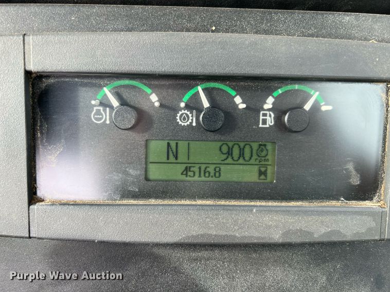 image for item LF9511 2008 John Deere 310SJ  backhoe