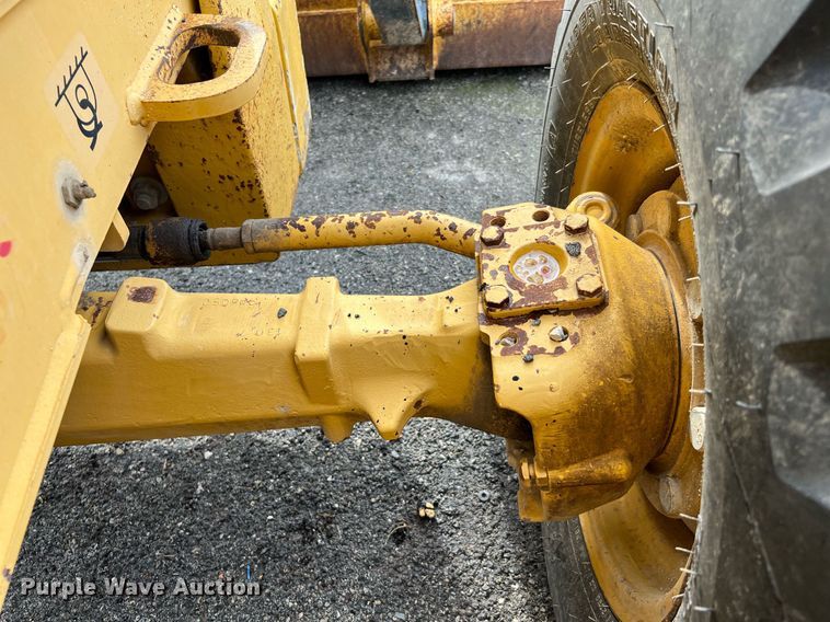 image for item LF9511 2008 John Deere 310SJ  backhoe