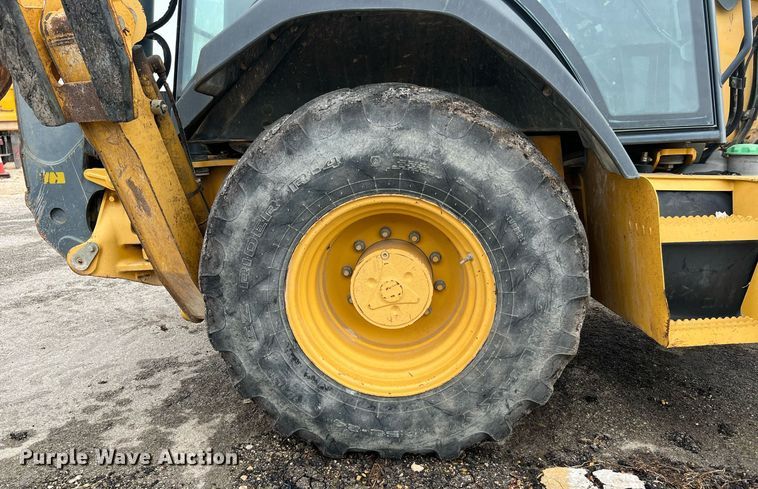 image for item LF9511 2008 John Deere 310SJ  backhoe