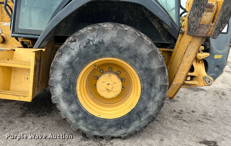 image for item LF9511 2008 John Deere 310SJ  backhoe