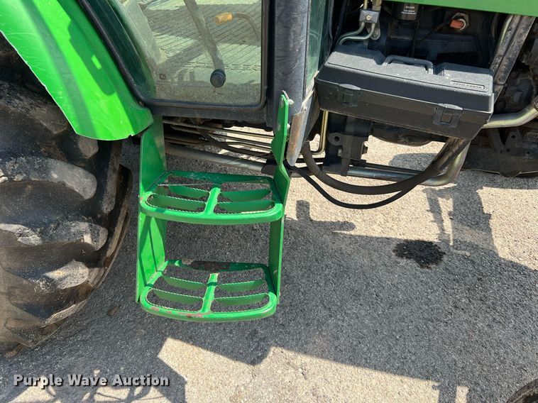 image for item LF9512 2008 John Deere 5525  tractor