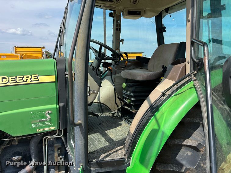 image for item LF9512 2008 John Deere 5525  tractor