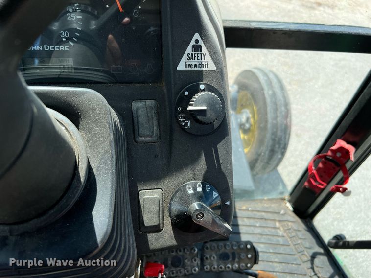 image for item LF9512 2008 John Deere 5525  tractor