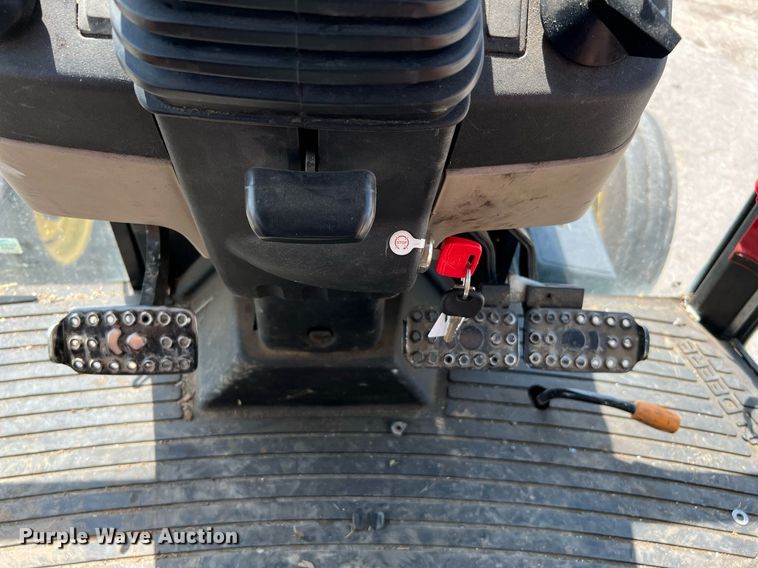 image for item LF9512 2008 John Deere 5525  tractor