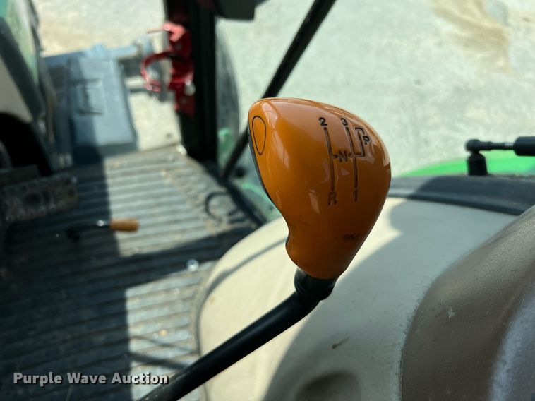 image for item LF9512 2008 John Deere 5525  tractor