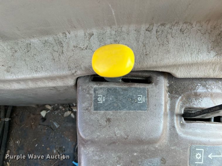 image for item LF9512 2008 John Deere 5525  tractor