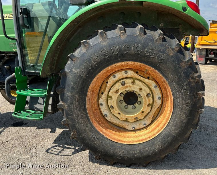 image for item LF9512 2008 John Deere 5525  tractor