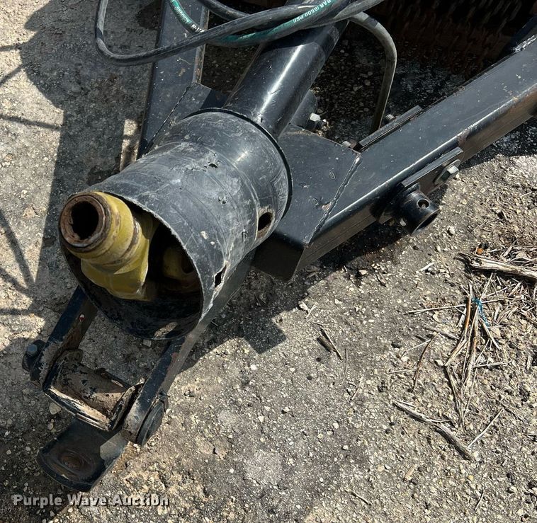 image for item LF9514 Bush Hog 3715  batwing rotary mower