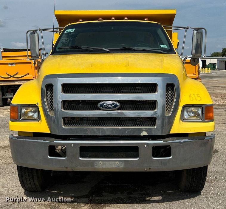 image for item LF9515 2005 Ford F750 Super Duty  dump truck