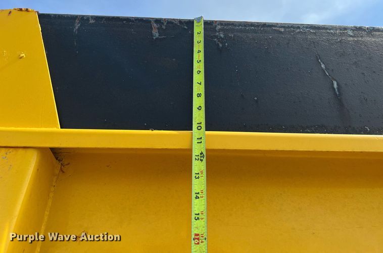 image for item LF9515 2005 Ford F750 Super Duty  dump truck