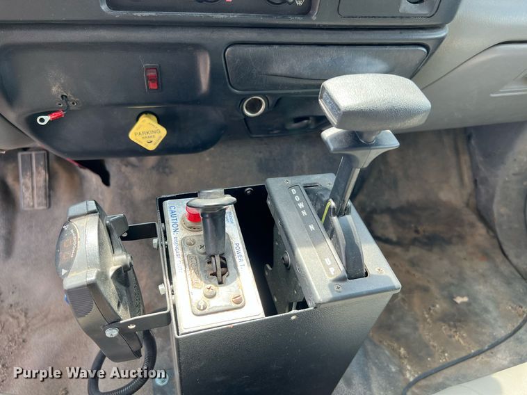 image for item LF9515 2005 Ford F750 Super Duty  dump truck