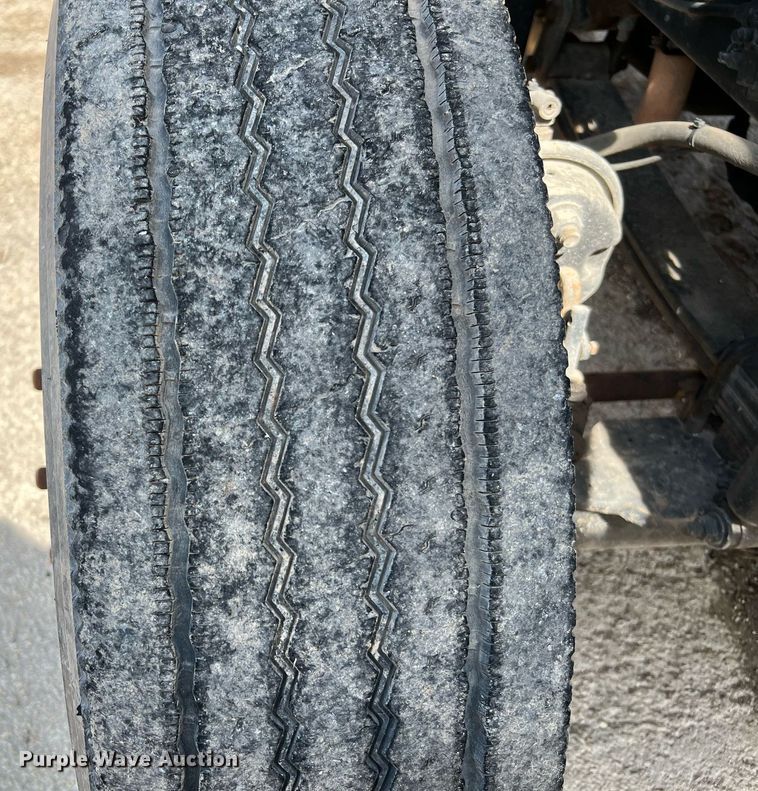 image for item LF9515 2005 Ford F750 Super Duty  dump truck