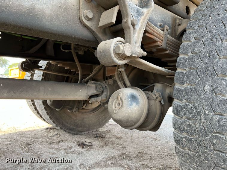 image for item LF9515 2005 Ford F750 Super Duty  dump truck