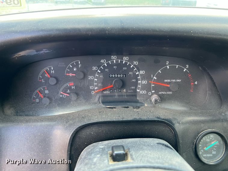 image for item LF9517 2004 Ford F750  water truck