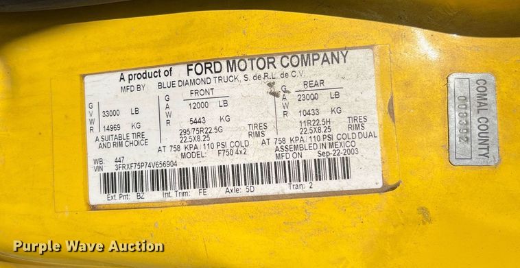 image for item LF9517 2004 Ford F750  water truck