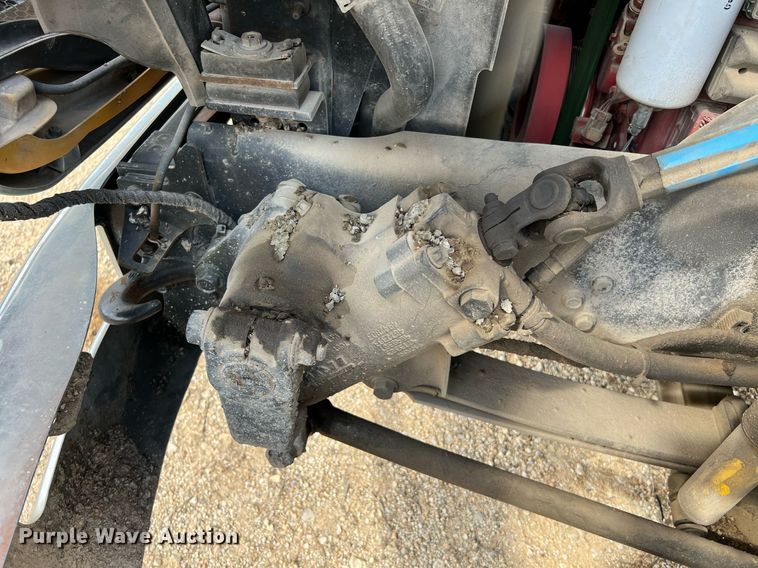 image for item LF9518 2008 Ford F750  water truck