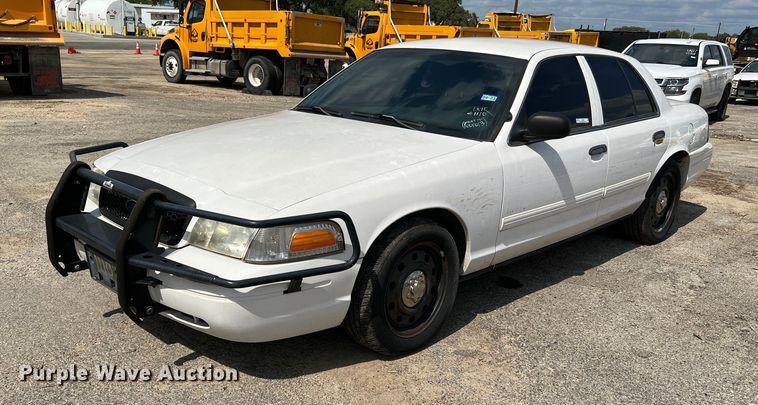 image for item LF9520 2011 Ford Crown Victoria Police Interceptor