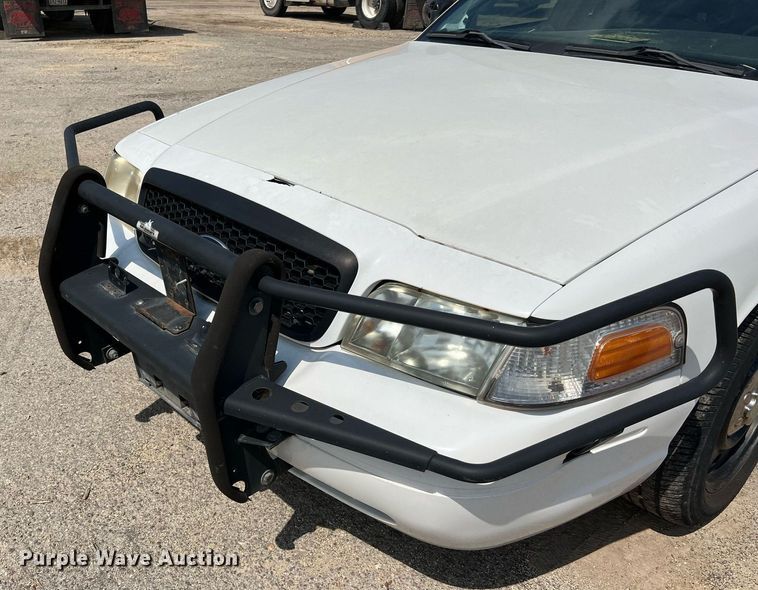 image for item LF9524 2008 Ford Crown Victoria Police Interceptor