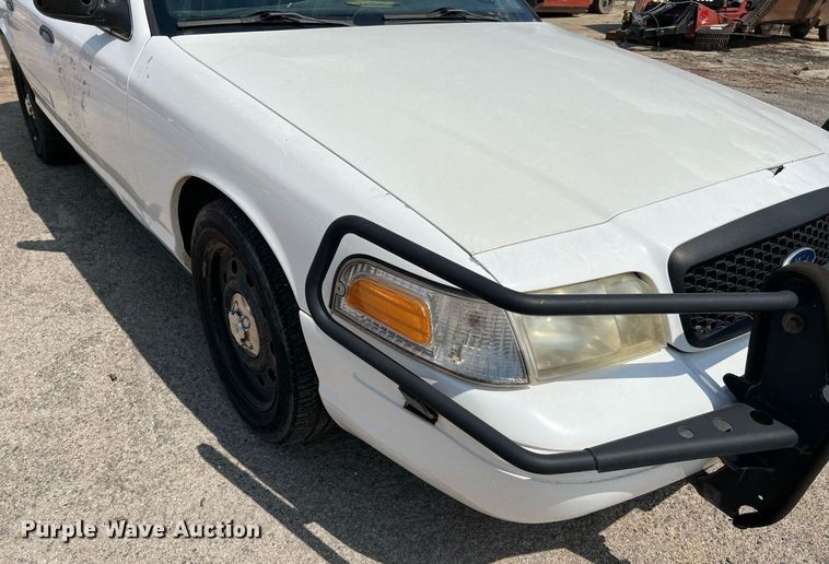 image for item LF9524 2008 Ford Crown Victoria Police Interceptor