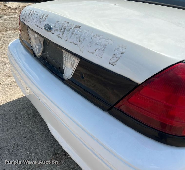 image for item LF9524 2008 Ford Crown Victoria Police Interceptor