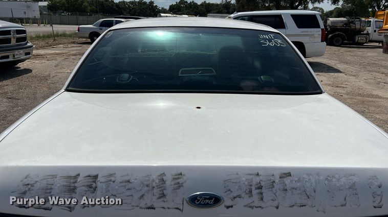 image for item LF9524 2008 Ford Crown Victoria Police Interceptor