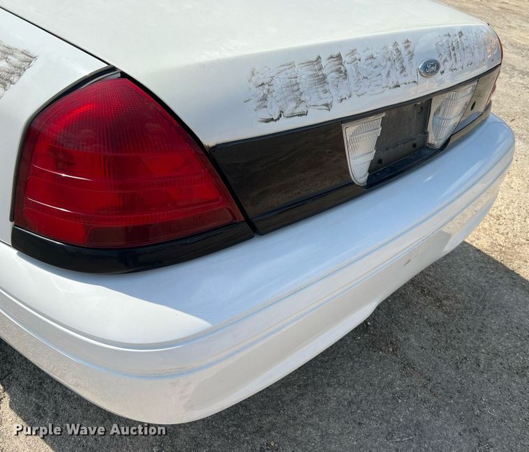 image for item LF9524 2008 Ford Crown Victoria Police Interceptor