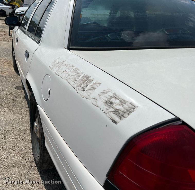 image for item LF9524 2008 Ford Crown Victoria Police Interceptor