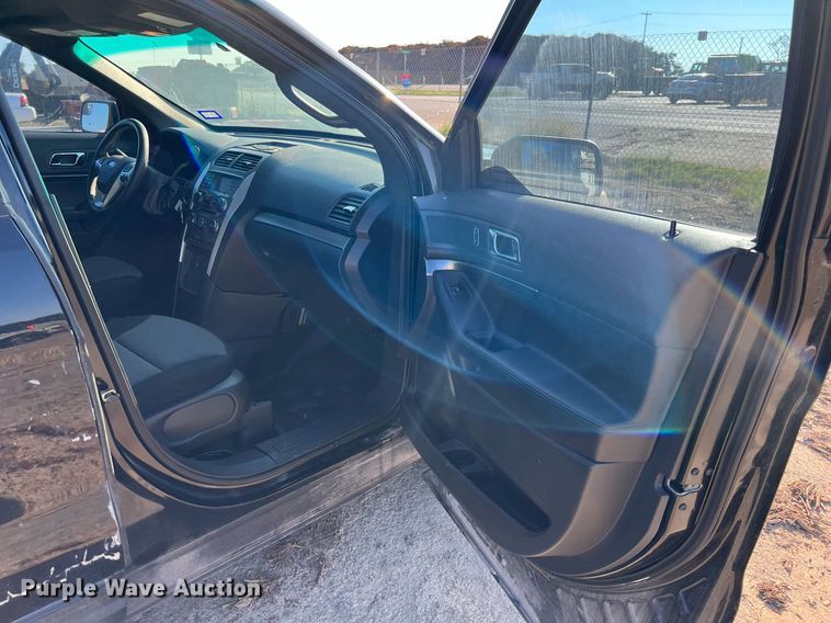 image for item LF9525 2014 Ford Explorer Police  SUV