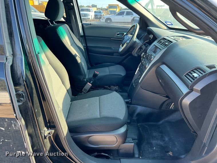 image for item LF9525 2014 Ford Explorer Police  SUV