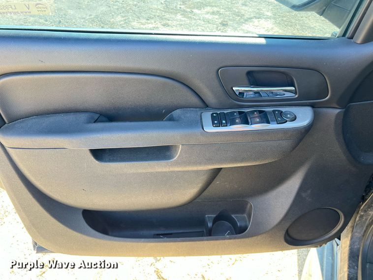 image for item LF9527 2013 Chevrolet Tahoe Police  SUV