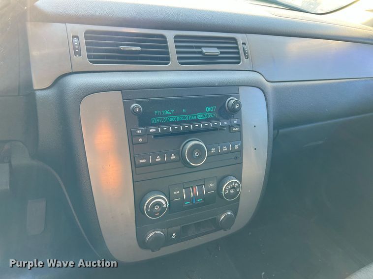 image for item LF9527 2013 Chevrolet Tahoe Police  SUV