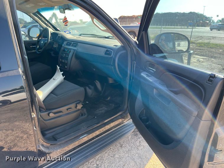 image for item LF9527 2013 Chevrolet Tahoe Police  SUV