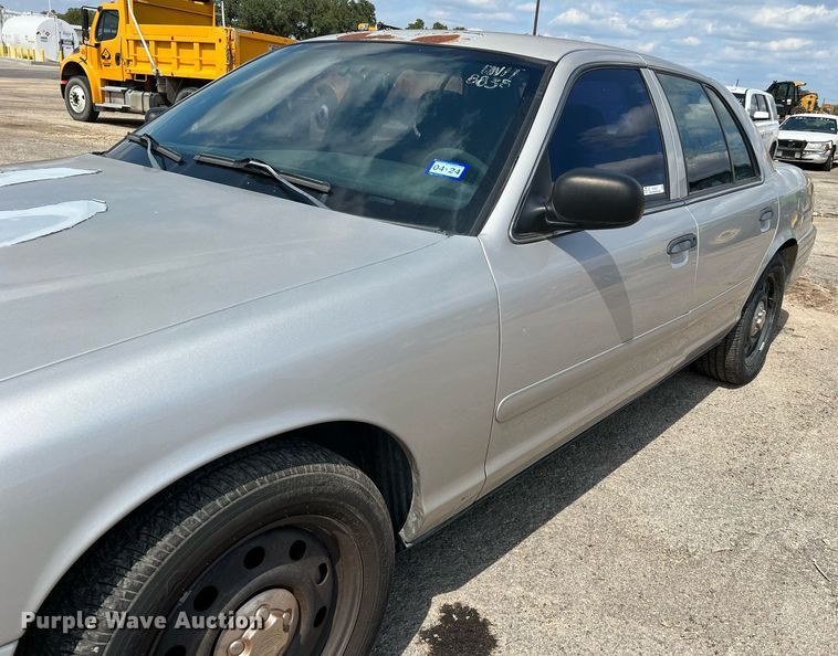 image for item LF9529 2008 Ford Crown Victoria Police Interceptor