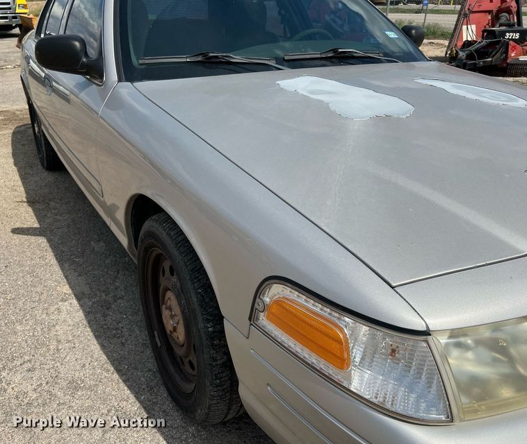 image for item LF9529 2008 Ford Crown Victoria Police Interceptor