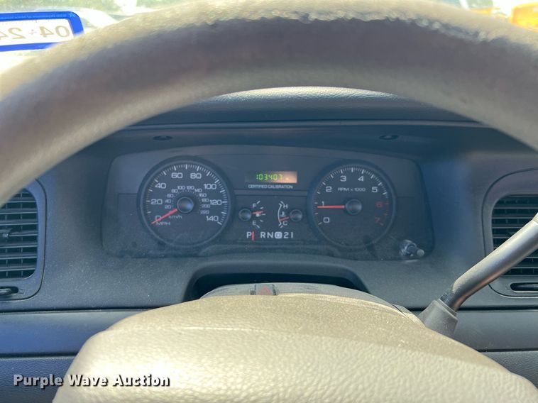 image for item LF9529 2008 Ford Crown Victoria Police Interceptor